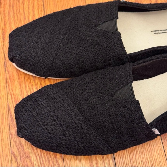 TOMS Black Crochet Slip-On Shoes Loafers Women’s Size 9 - Picture 6 of 10